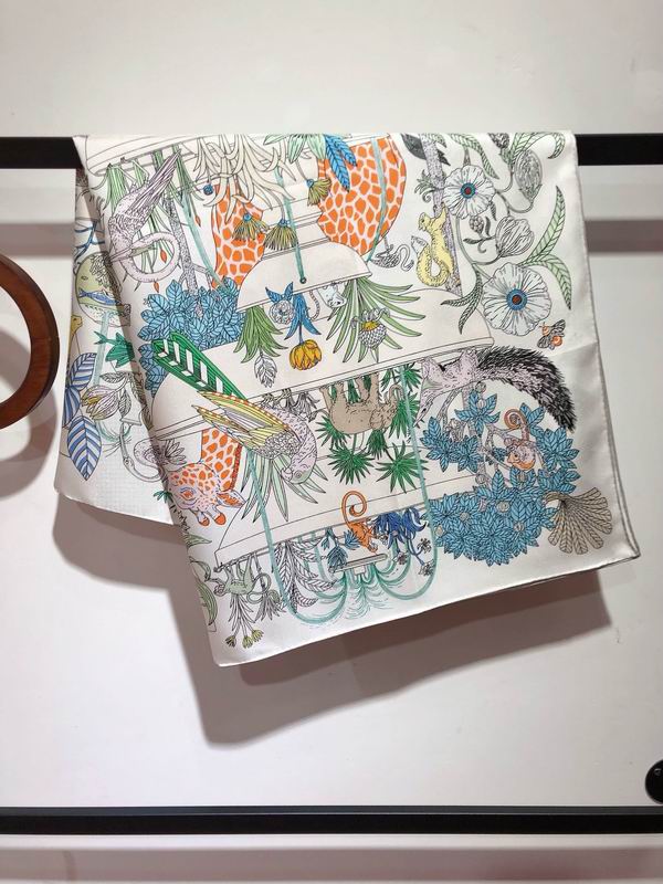 Hermes silk scarf 90X90cm E05 (38)